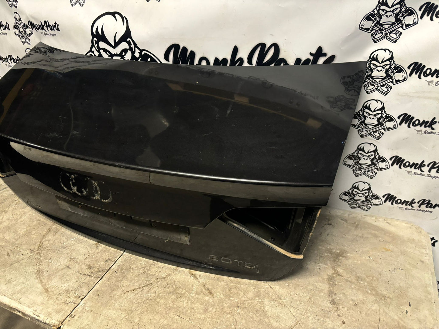 Porton maletero AUDI A4 B8 BERLINA