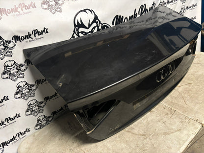 Porton maletero AUDI A4 B8 BERLINA