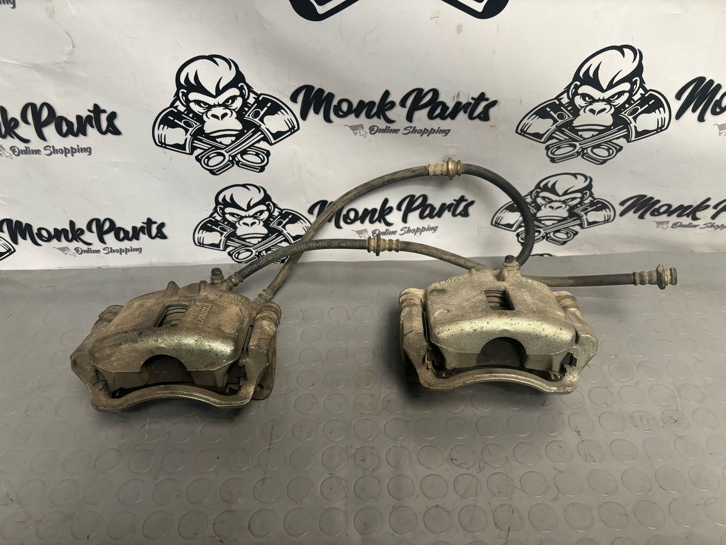 Pinzas freno delanteras NISSAN MICRA K11 1.3 67321705