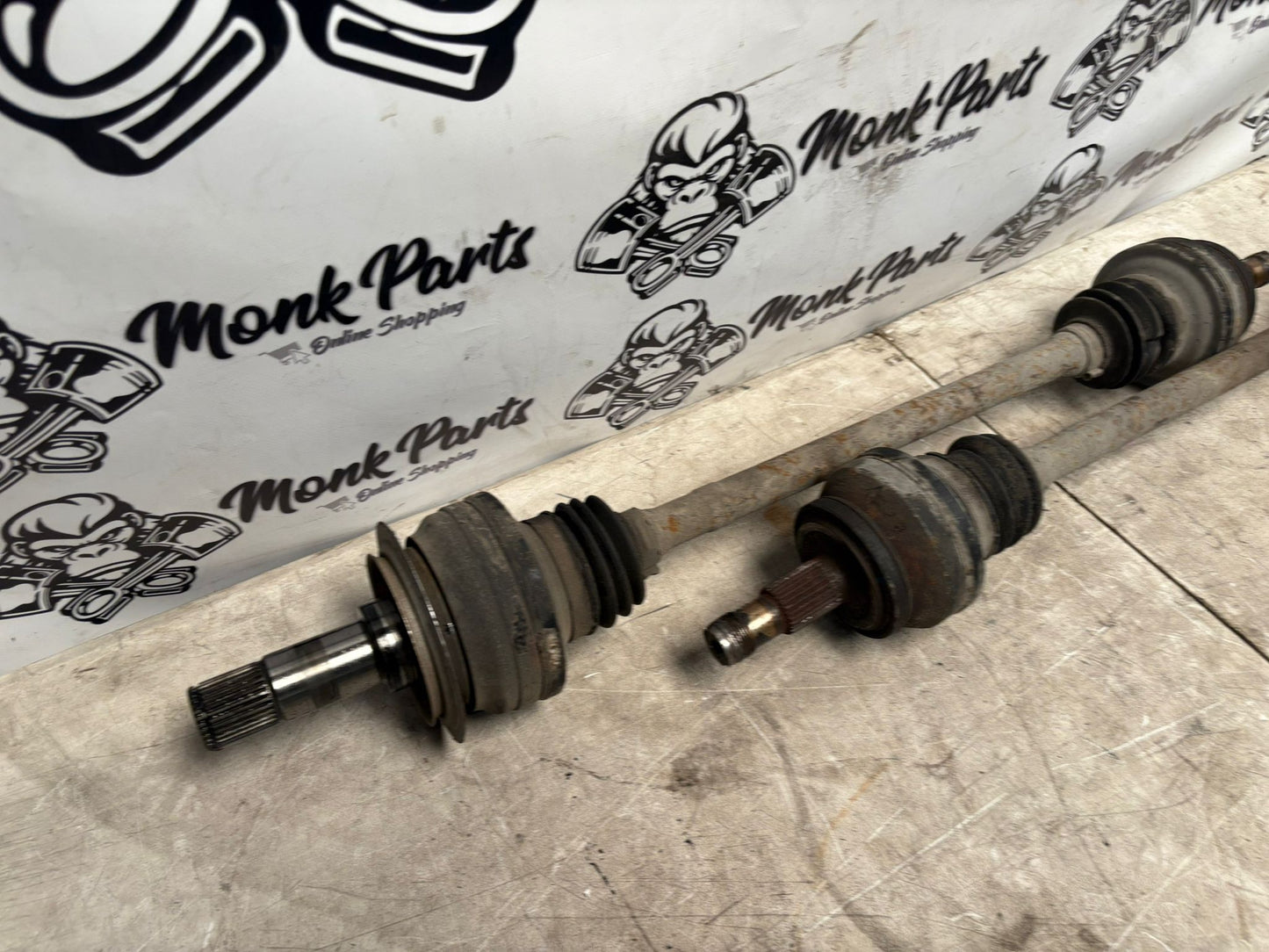 Transmisiones traseras MERCEDES CLS 500 W219 (precio unidad)