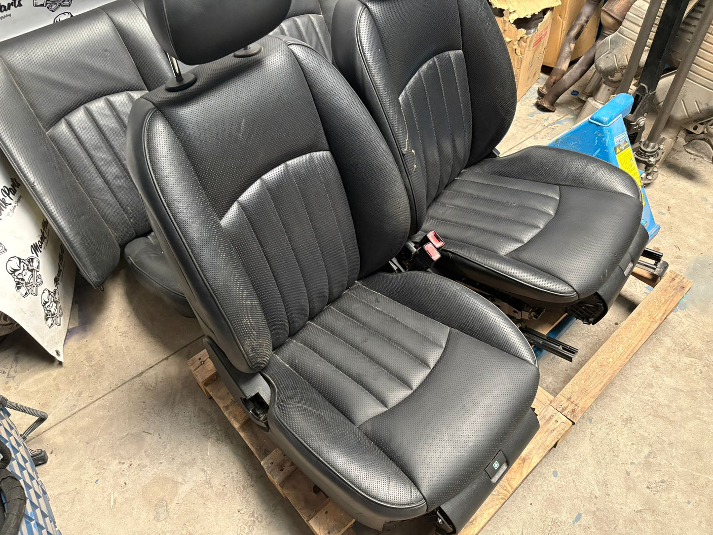 Asientos cuero MERCEDES CLS W219