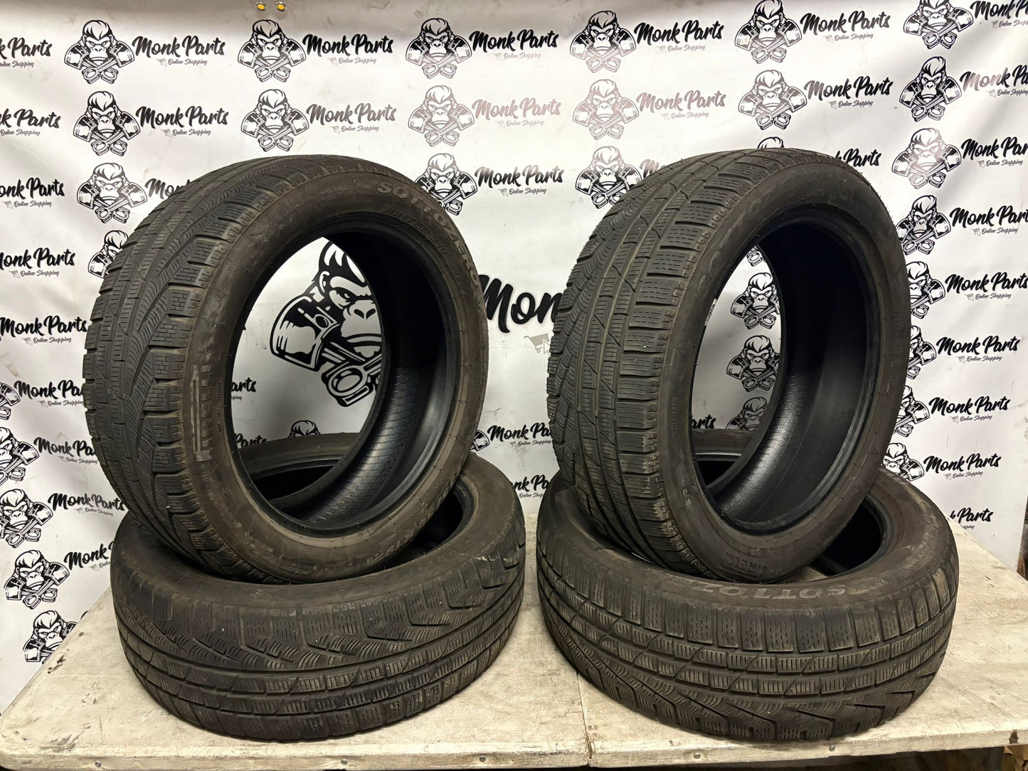 4 Neumáticos 235/50 R19 103H PIRELLI SOTTOZERO , 80% , año 2023
