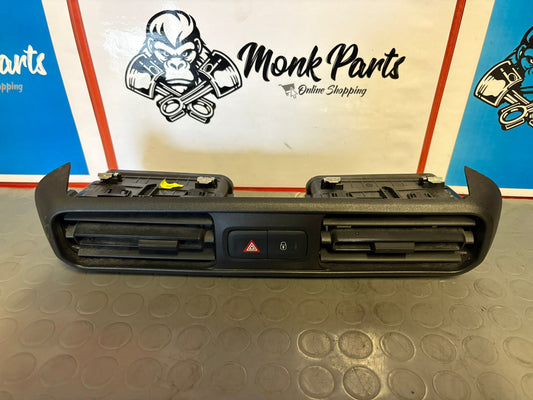 Aireador central salpicadero PEUGEOT PARTNER III