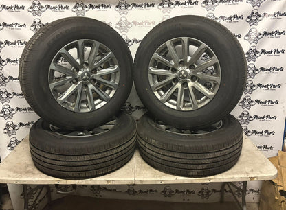 Llantas con neumatico MITSUBISHI L200 17'' Originales