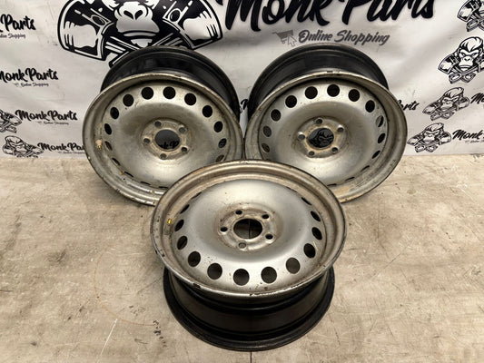 Llantas PEUGEOT PARTNER III 15'' 9831777877 6,5x15 IS42 (precio unidad)