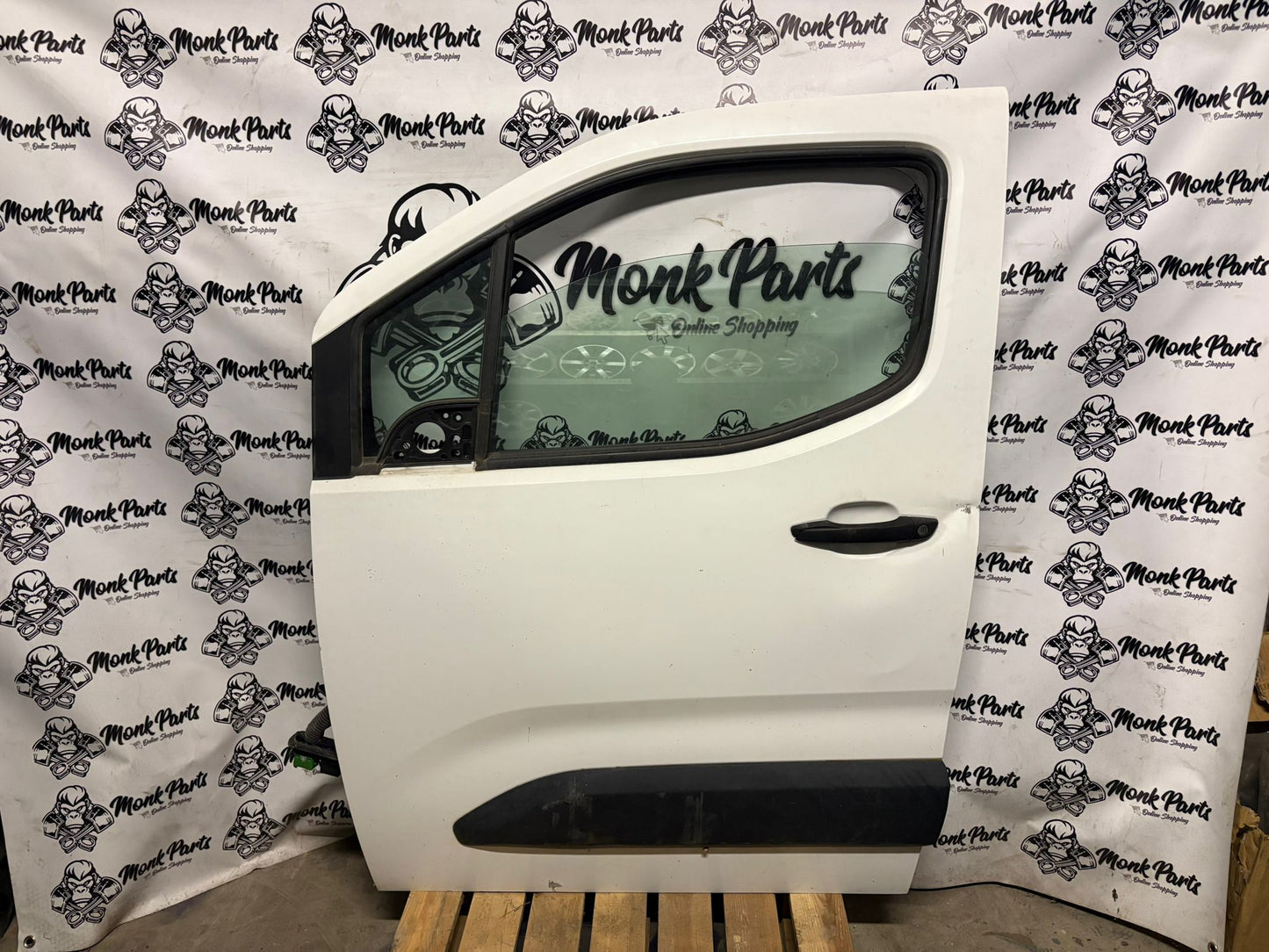 Puerta delantera izquierda PEUGEOT PARTNER III
