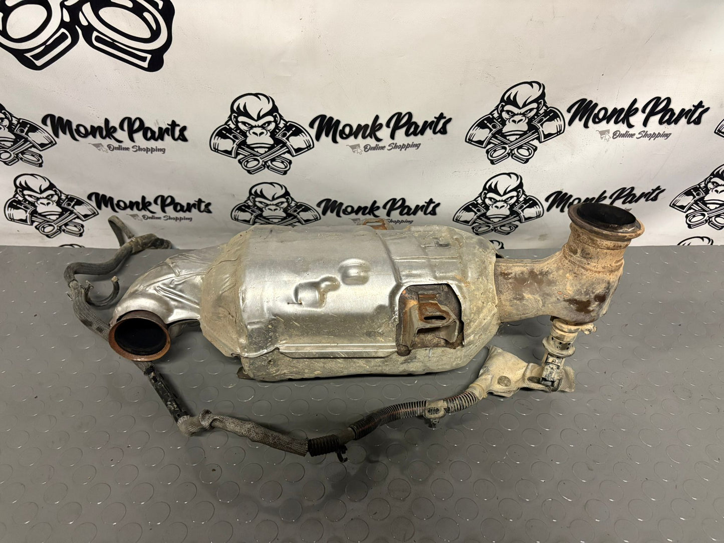 Catalizador PEUGEOT PARTNER III y CITROEN BERLINGO 1.6 HDI 9823467180