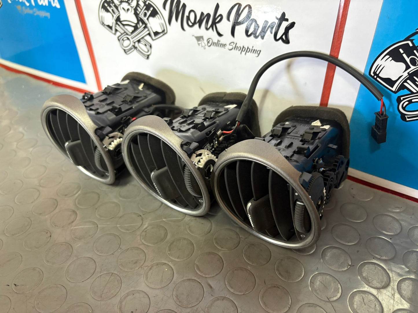 Aireador PORSCHE 987 BOXSTER CAYMAN 98755213101 987.552.131.01 (precio unidad)