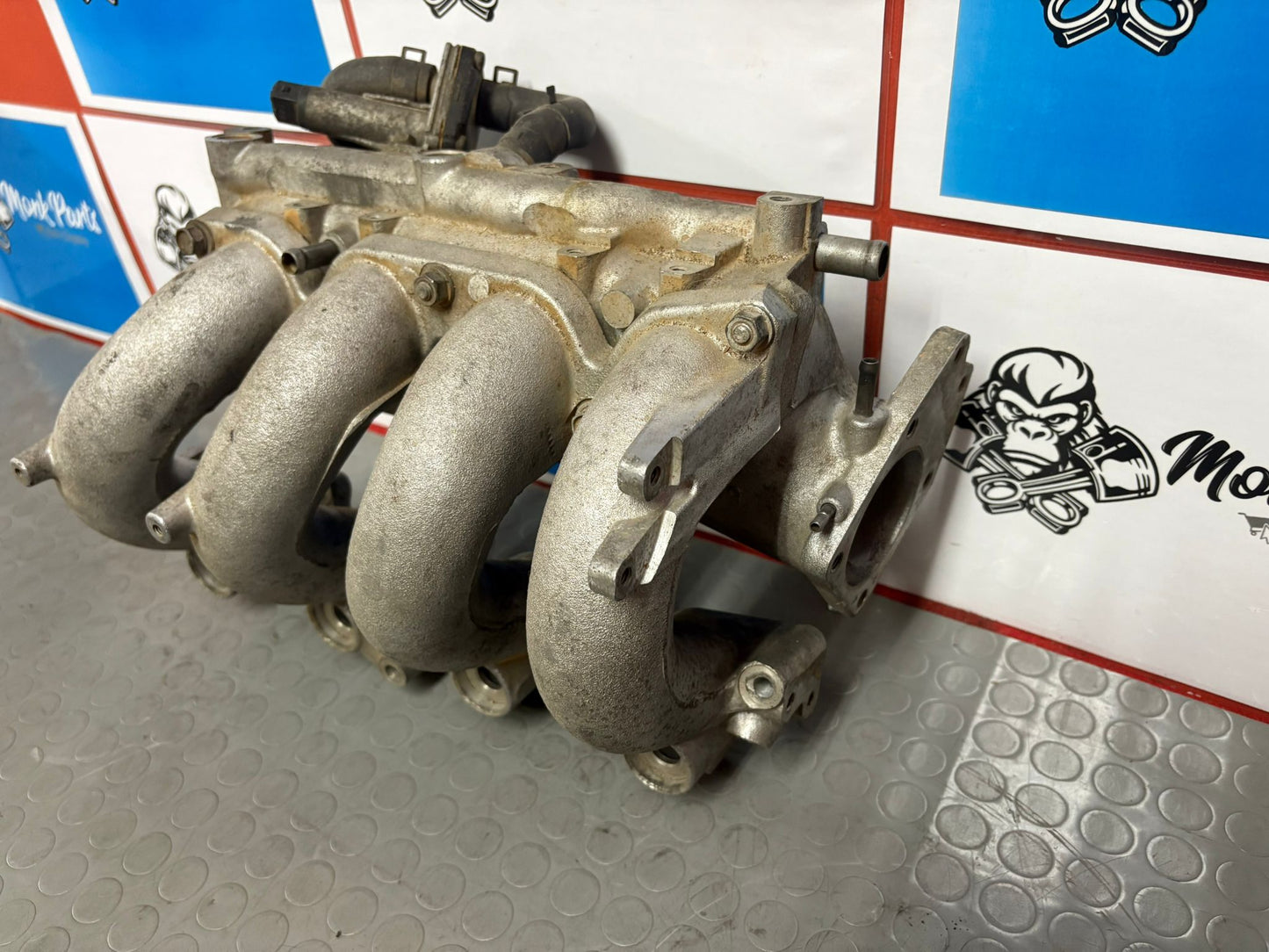 Colector admisión NISSAN 100NX , SUNNY , PRIMERA 2.0 SR20DE