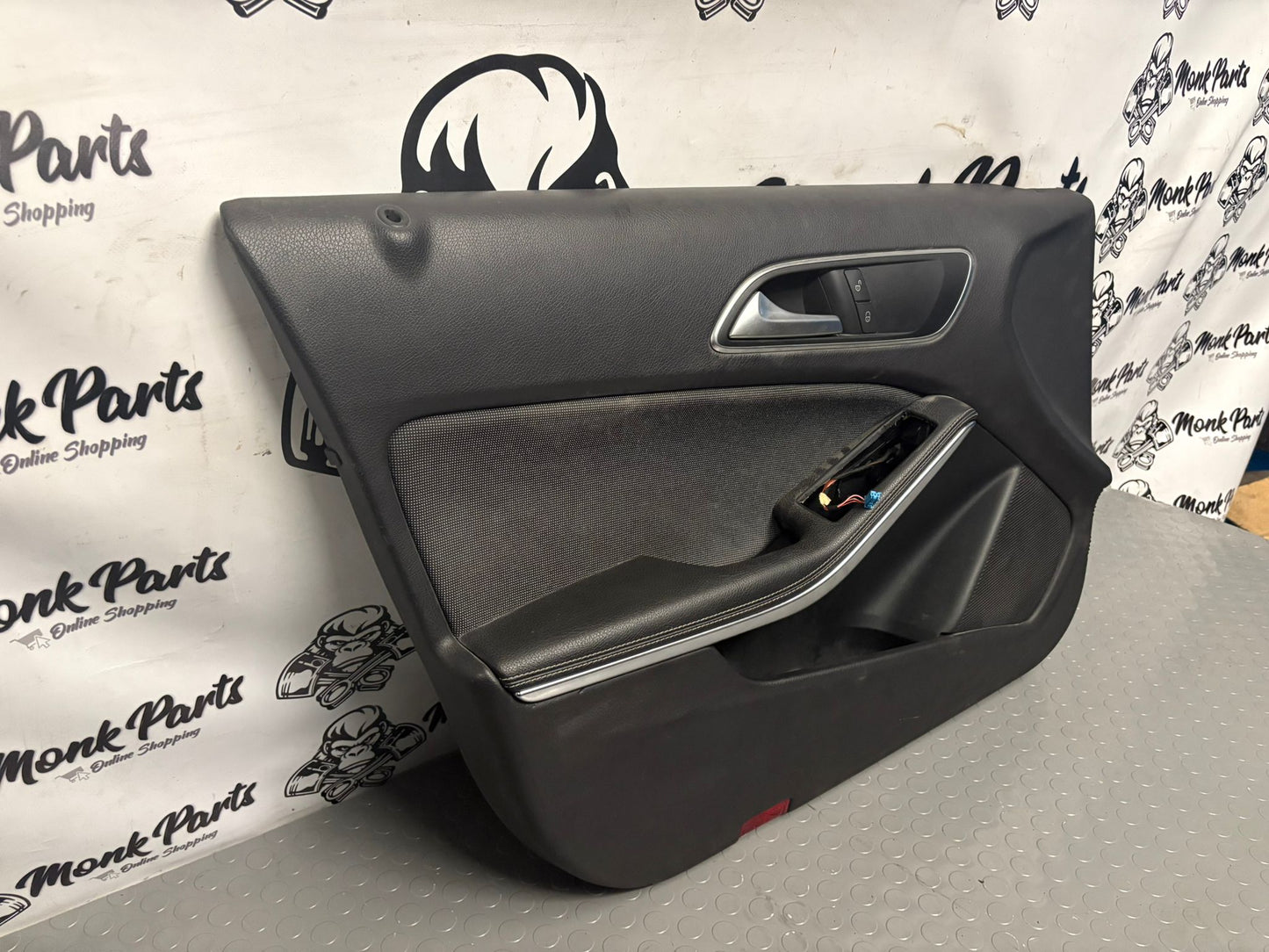 Panel puerta conductor MERCEDES A W176 Original