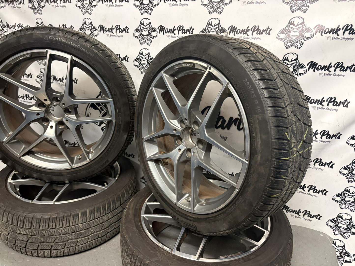 Llantas con neumático 19'' MERCEDES GLA 45 AMG Originales A1564013000