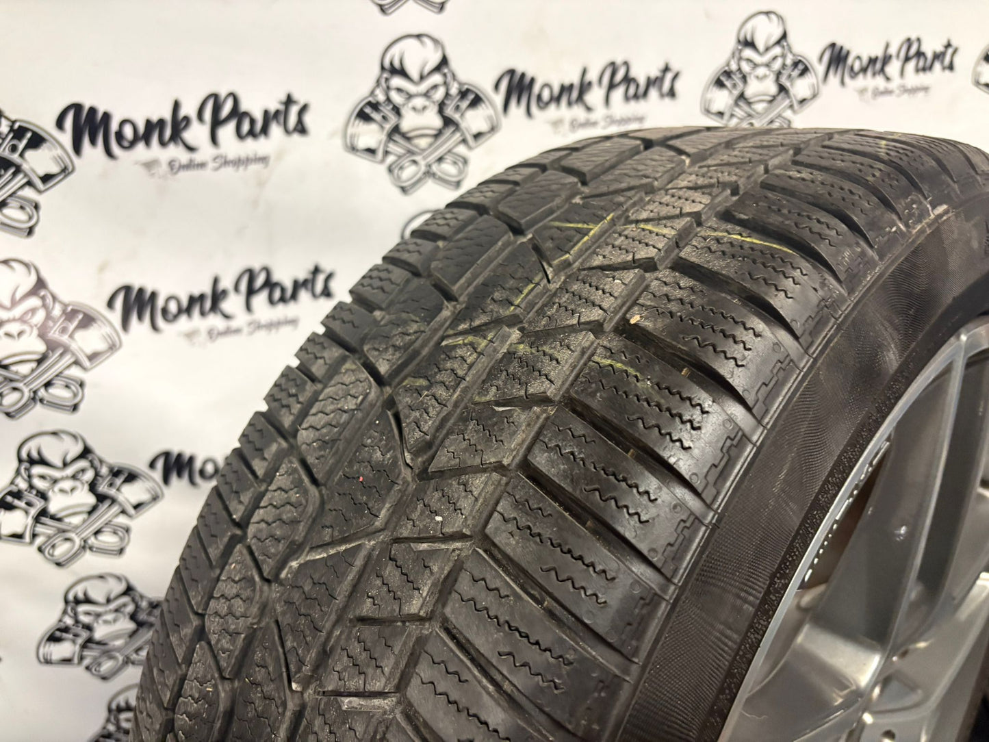 Llantas con neumático 19'' MERCEDES GLA 45 AMG Originales A1564013000