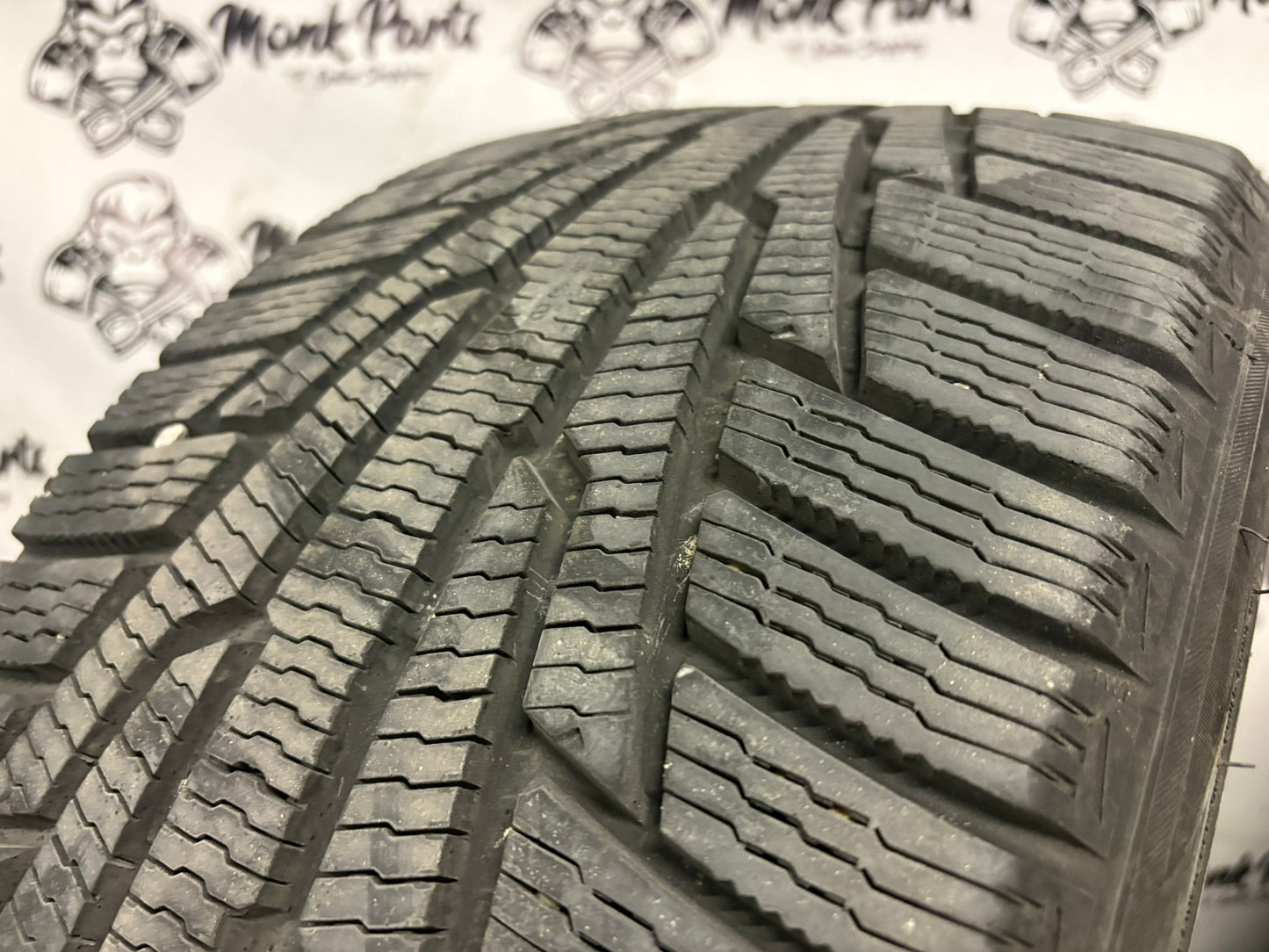4 neumáticos 255/35 R20 97R NOKIAN HAKKAPELIITA R 80%