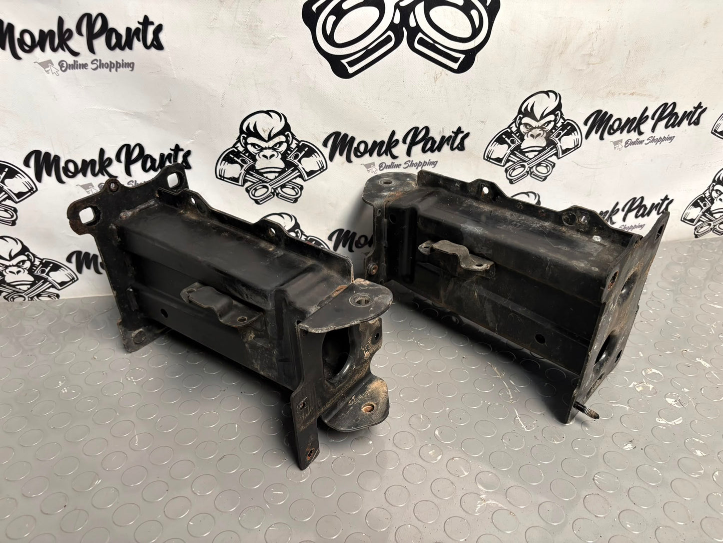Punteras carroceria BMW Z4 E85 E86 7165518 7165517
