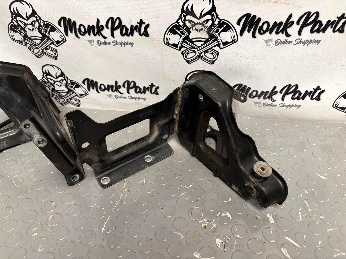 Soportes faro delantero BMW Z4 E85 E86 51717197211 51717197212 (precio unidad)