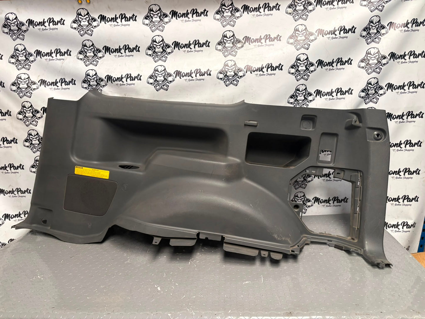 Panel trasero derecho TOYOTA LAND CRUISER 150 155 3p 64730-60050