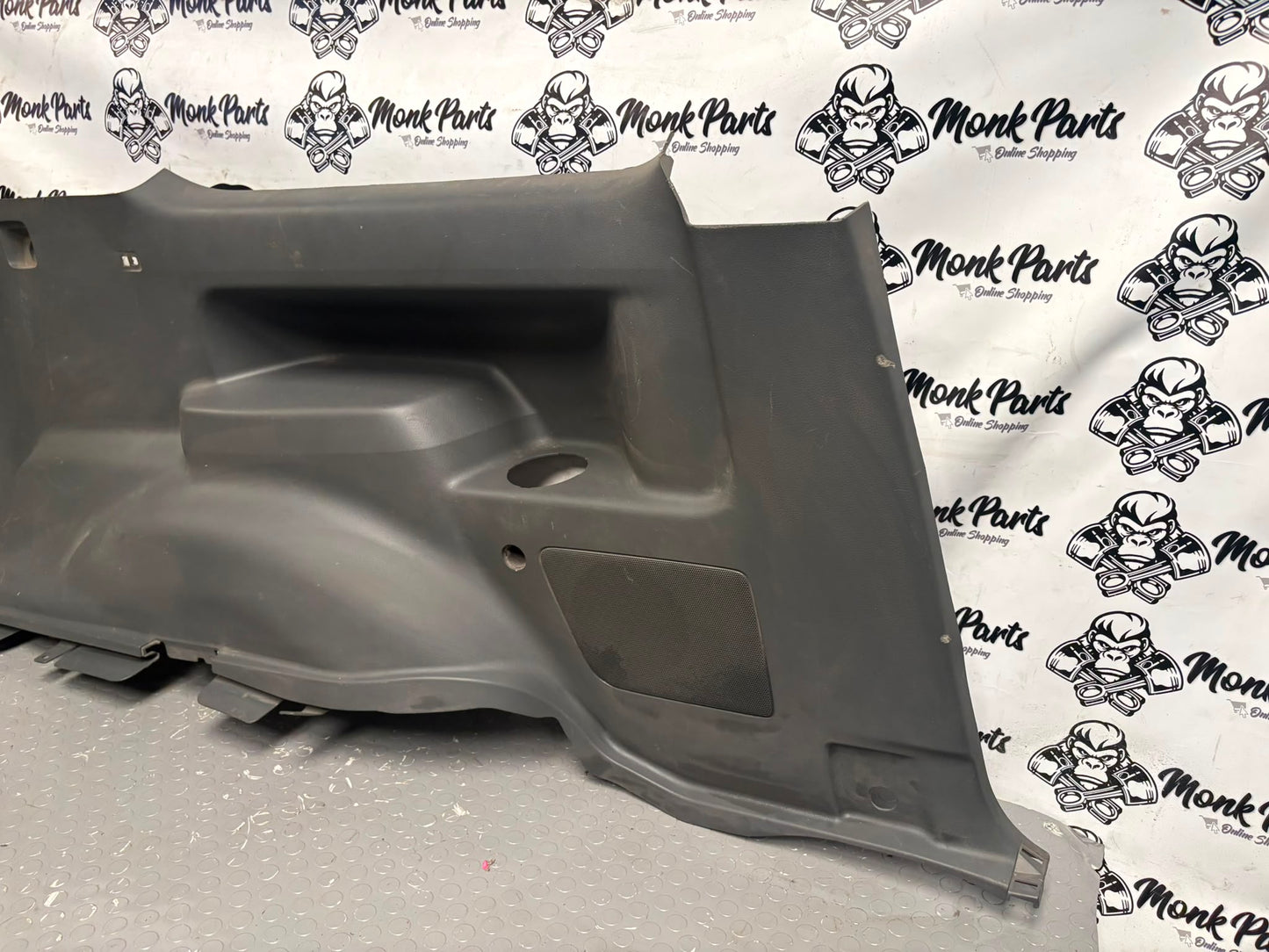 Panel trasero izquierdo TOYOTA LAND CRUISER 150 155 3p 64740-60060