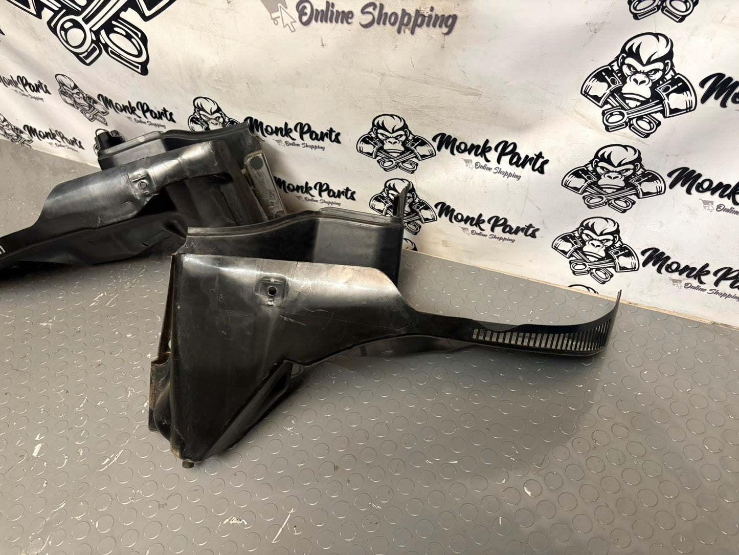 Molduras desague capota BMW Z4 E85 7053455 7053456