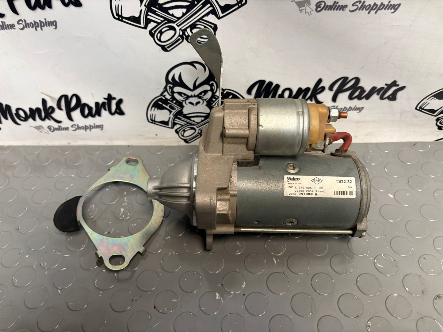 Motor arranque NISSAN NAVARA NP300 D23 2.3 A4709060300 Original , NUEVO