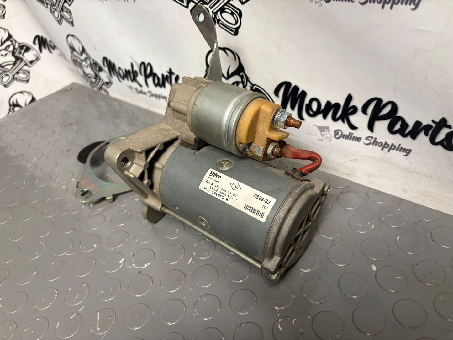 Motor arranque NISSAN NAVARA NP300 D23 2.3 A4709060300 Original , NUEVO