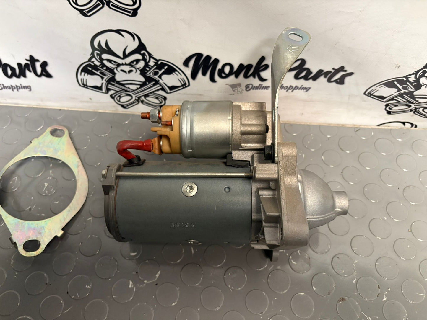 Motor arranque NISSAN NAVARA NP300 D23 2.3 A4709060300 Original , NUEVO