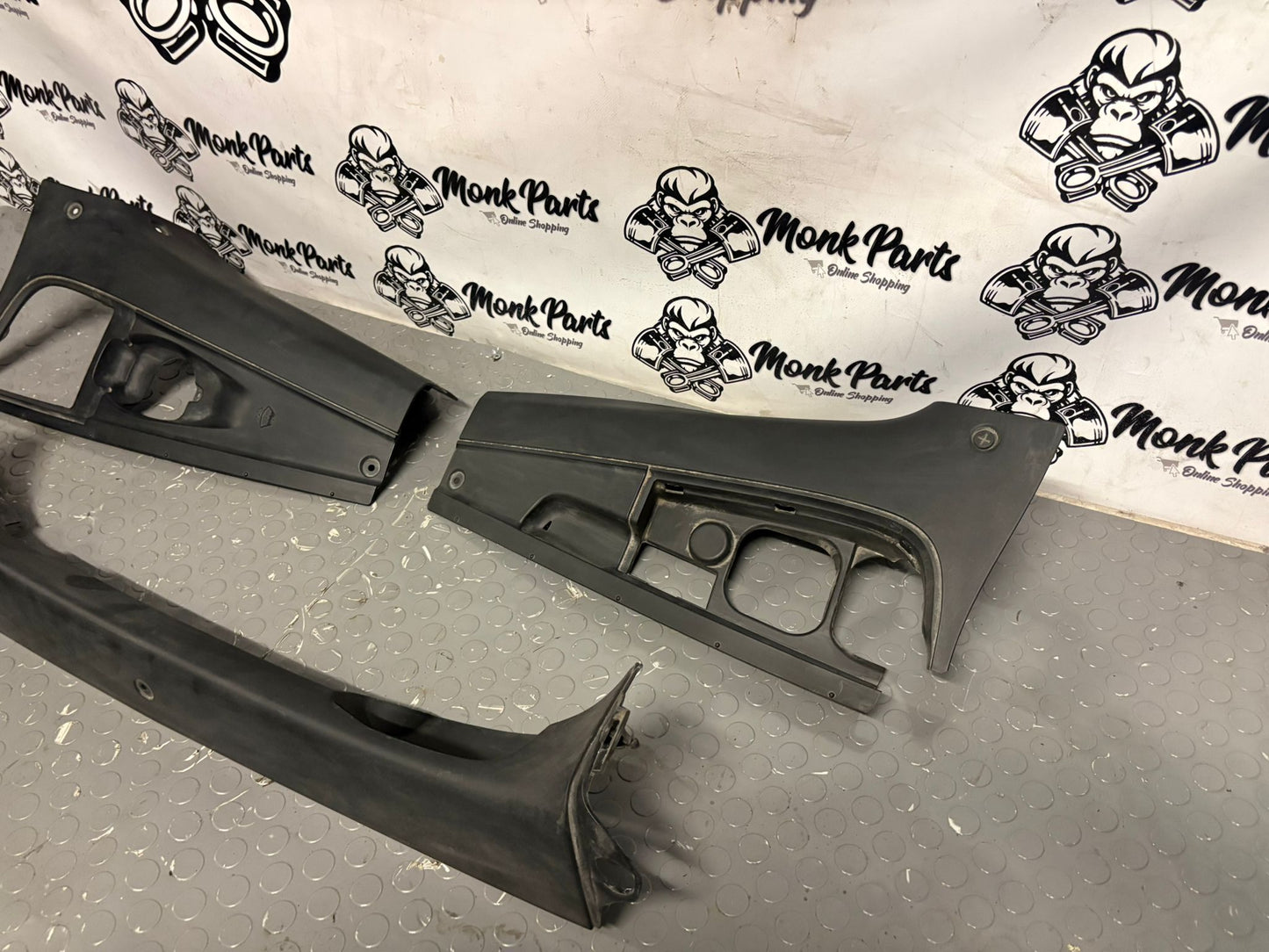 Molduras laterales motor PORSCHE CAYENNE 955 7L5805583B 7L5806583A 7L5806584