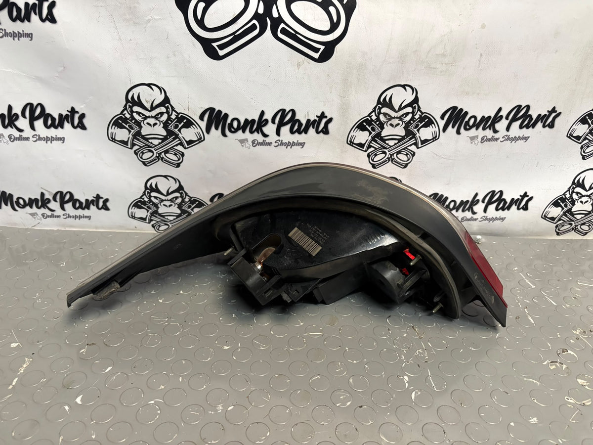 Faro trasero derecho BMW SERIE 5 E60 6910768