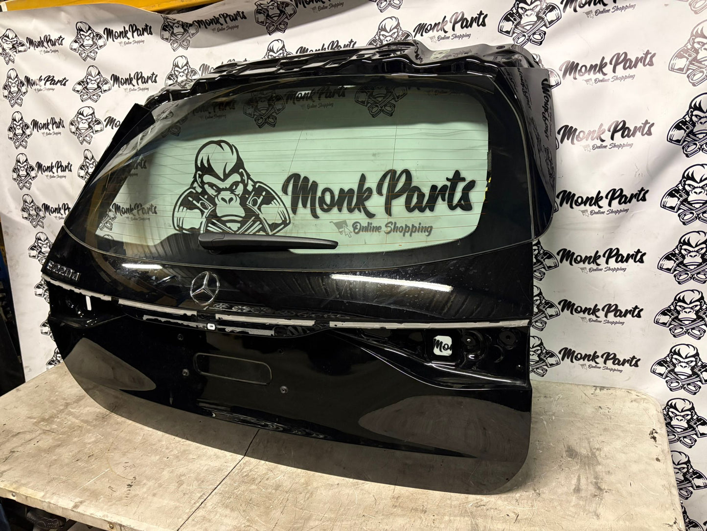 Porton maletero MERCEDES E W214 A2147420700 , NUEVO (negro)