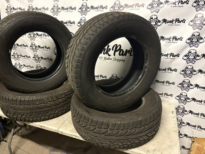 Neumaticos 245/65 R17 107T COOPER WEATHER-MASTER WSC (año 2020)
