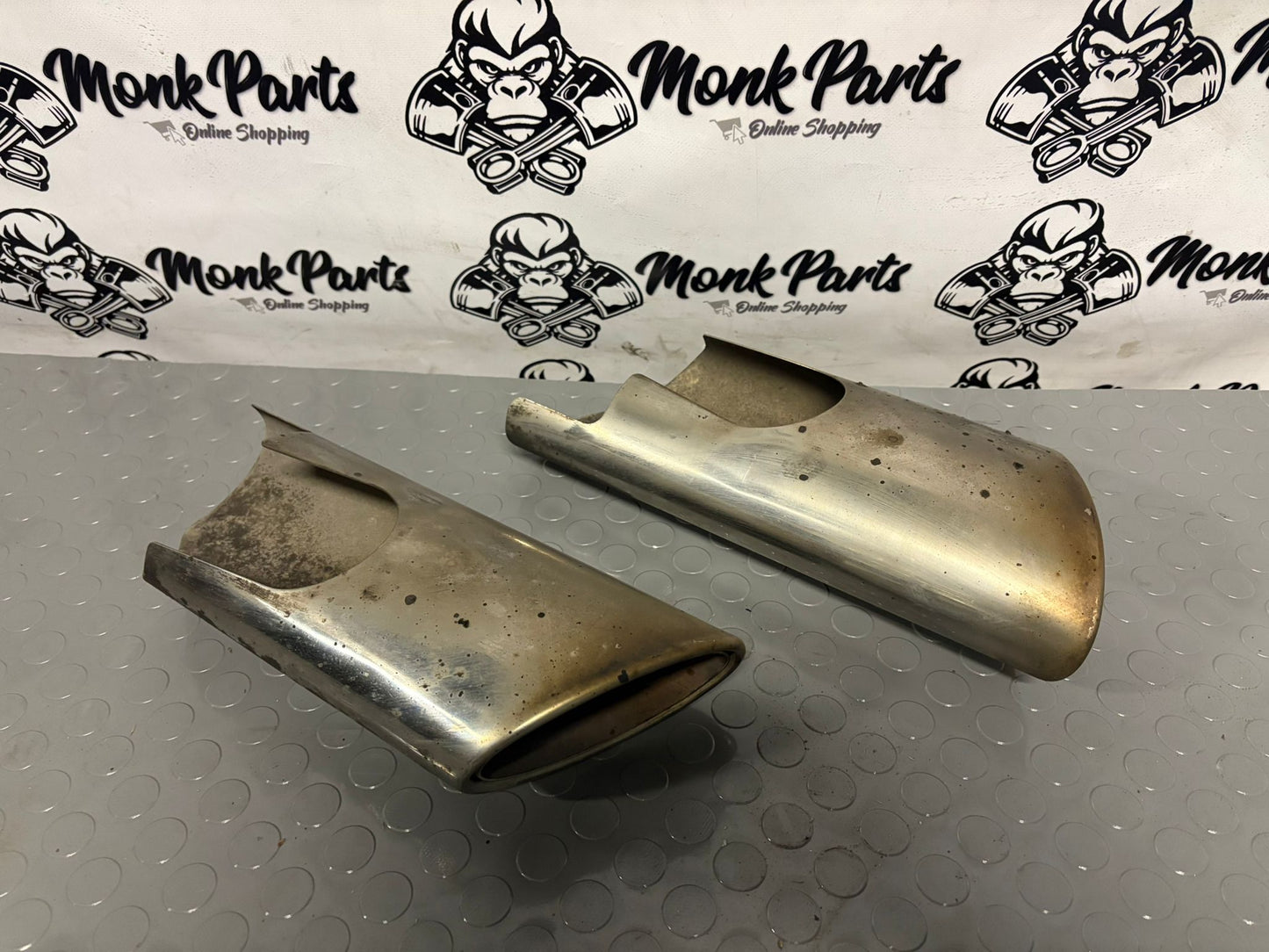 Colas escape MERCEDES CLS 500 W219 Originales