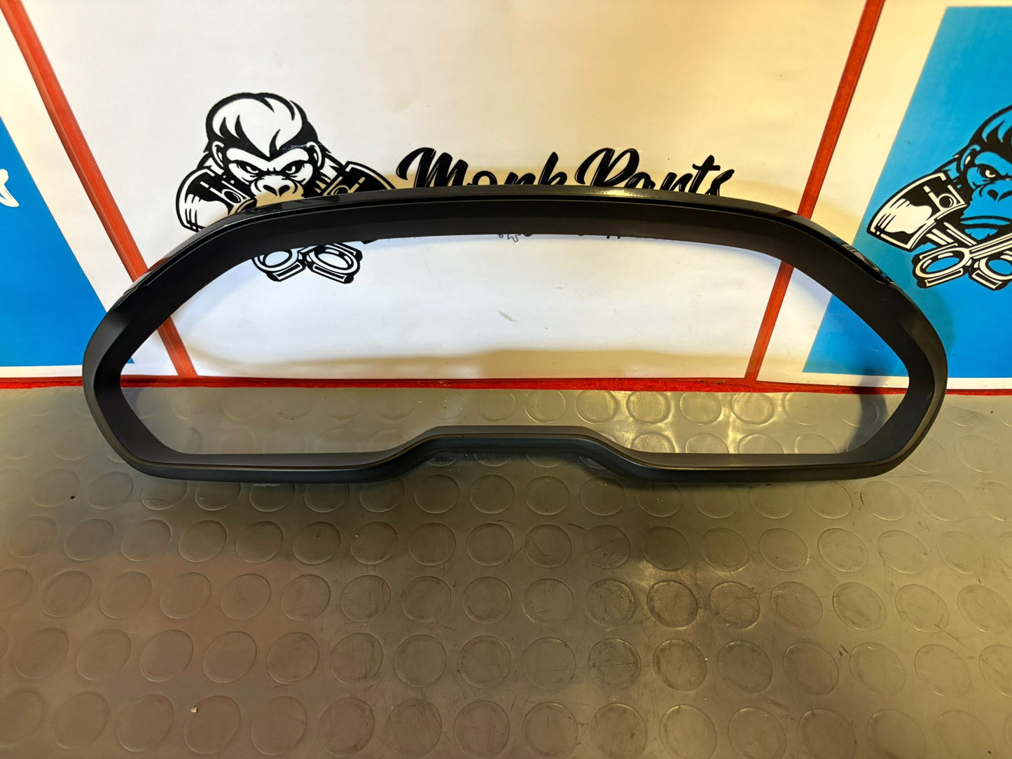 Moldura cuadro instrumentos PEUGEOT 208