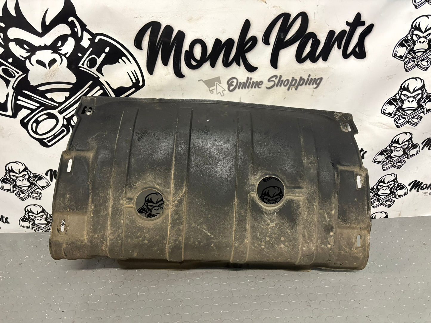 Protector de deposito MERCEDES G W463 Original