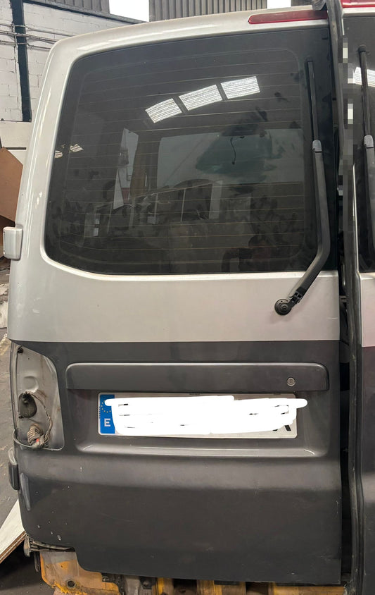 Puerta trasera izquierda VW TRANSPORTER T5