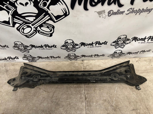 Refuerzo frontal MERCEDES CLS W219
